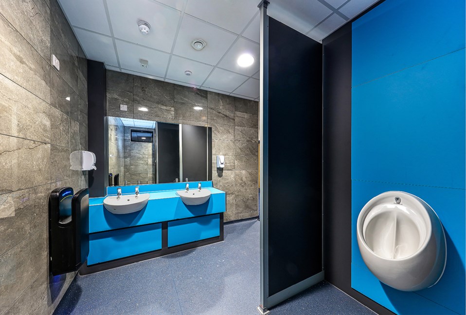 venesta-washrooms-case-study-st-edmunds-catholic-school (1)