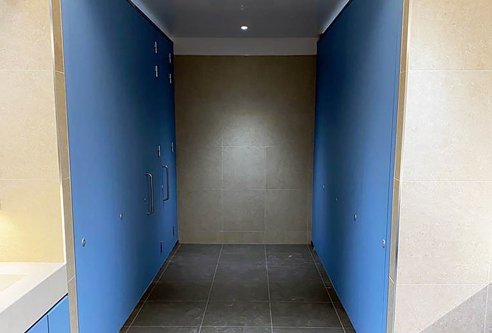 Venesta-Washrooms-Case-Study-Fibonacci-Office-Unity-Full-Height-Cubicles-Close-Up