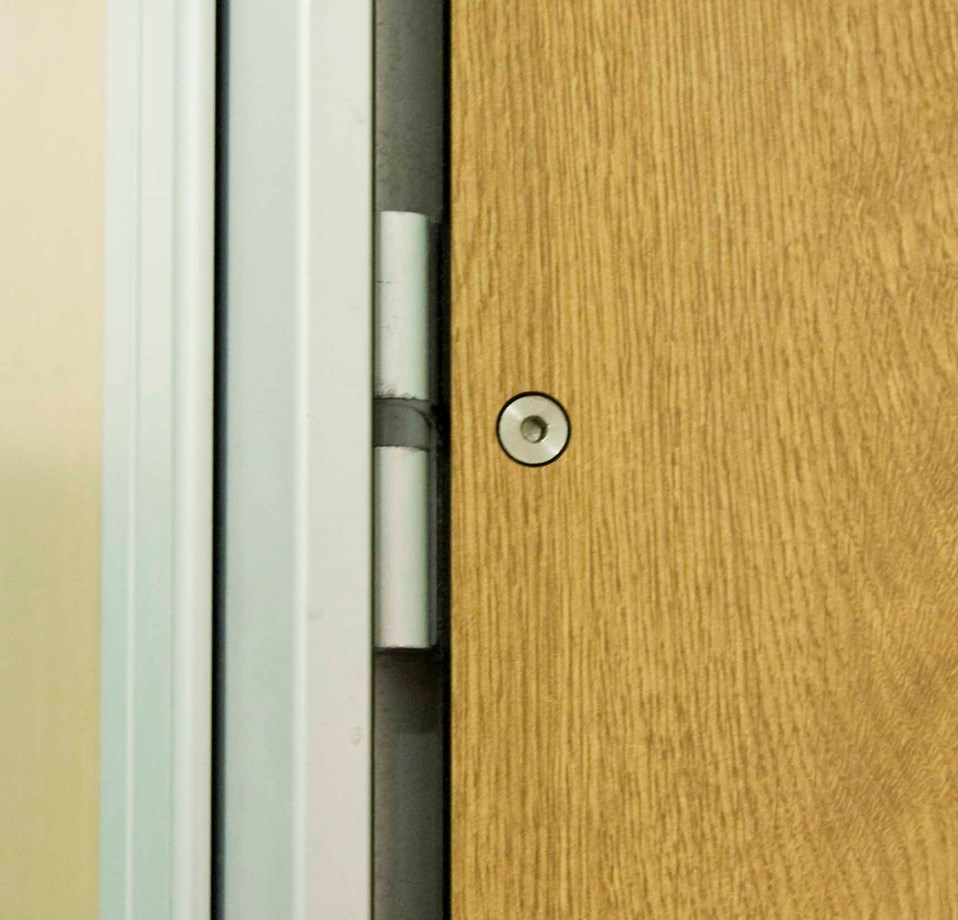 venesta-washrooms-toilet-cubicles-system-m-vepps-pre-plumbed-ips-panelling-wc-hinge-sainsburys-murrayfield