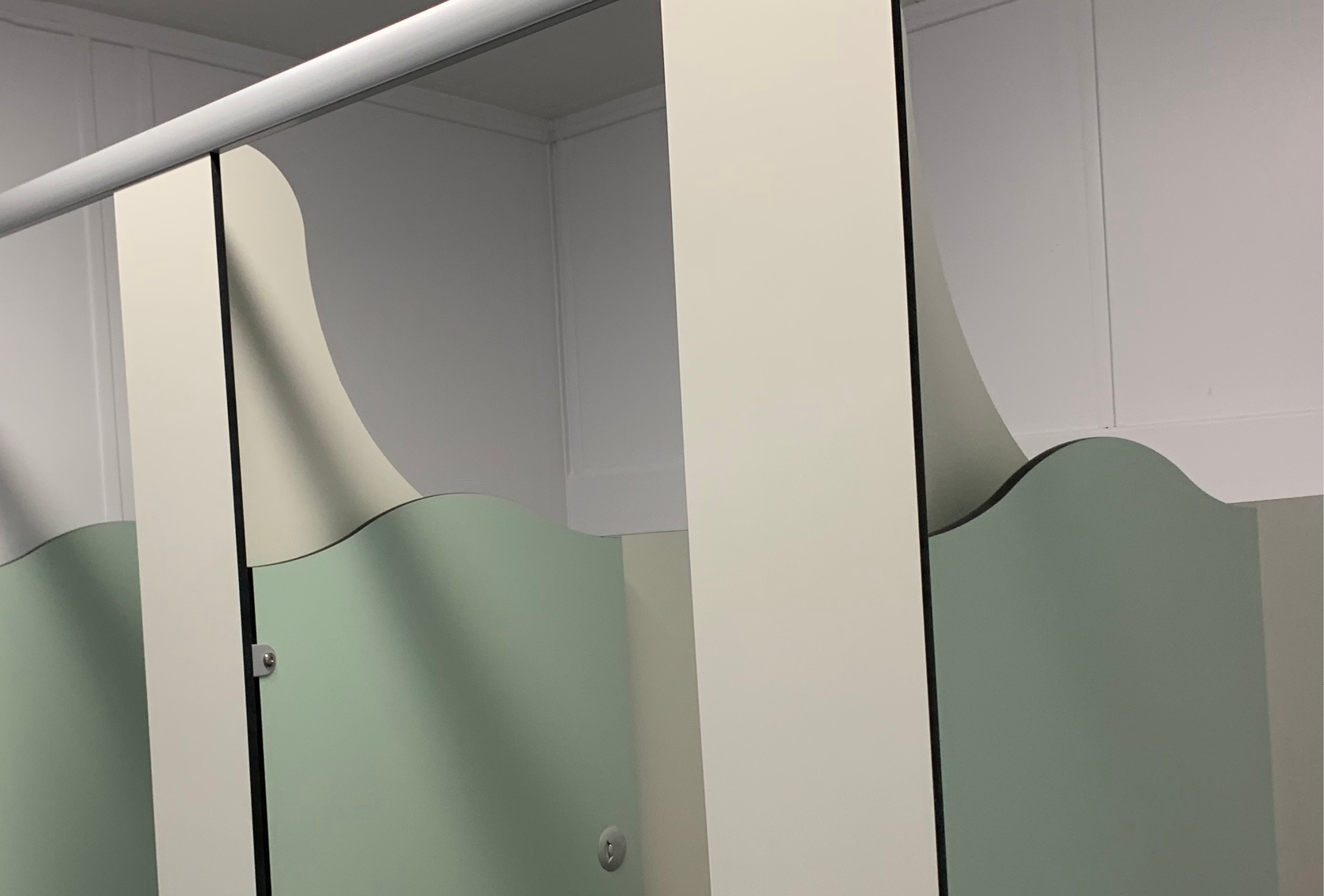 Venesta Washrooms Case Study Alexander Mcleod Primary School Toilet Cubicles Genesis3