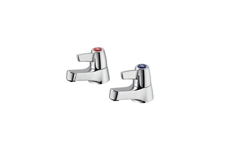 venesta-washrooms-ips-vepps-panelling-sandringham21-leverpillar-taps-b9881aa