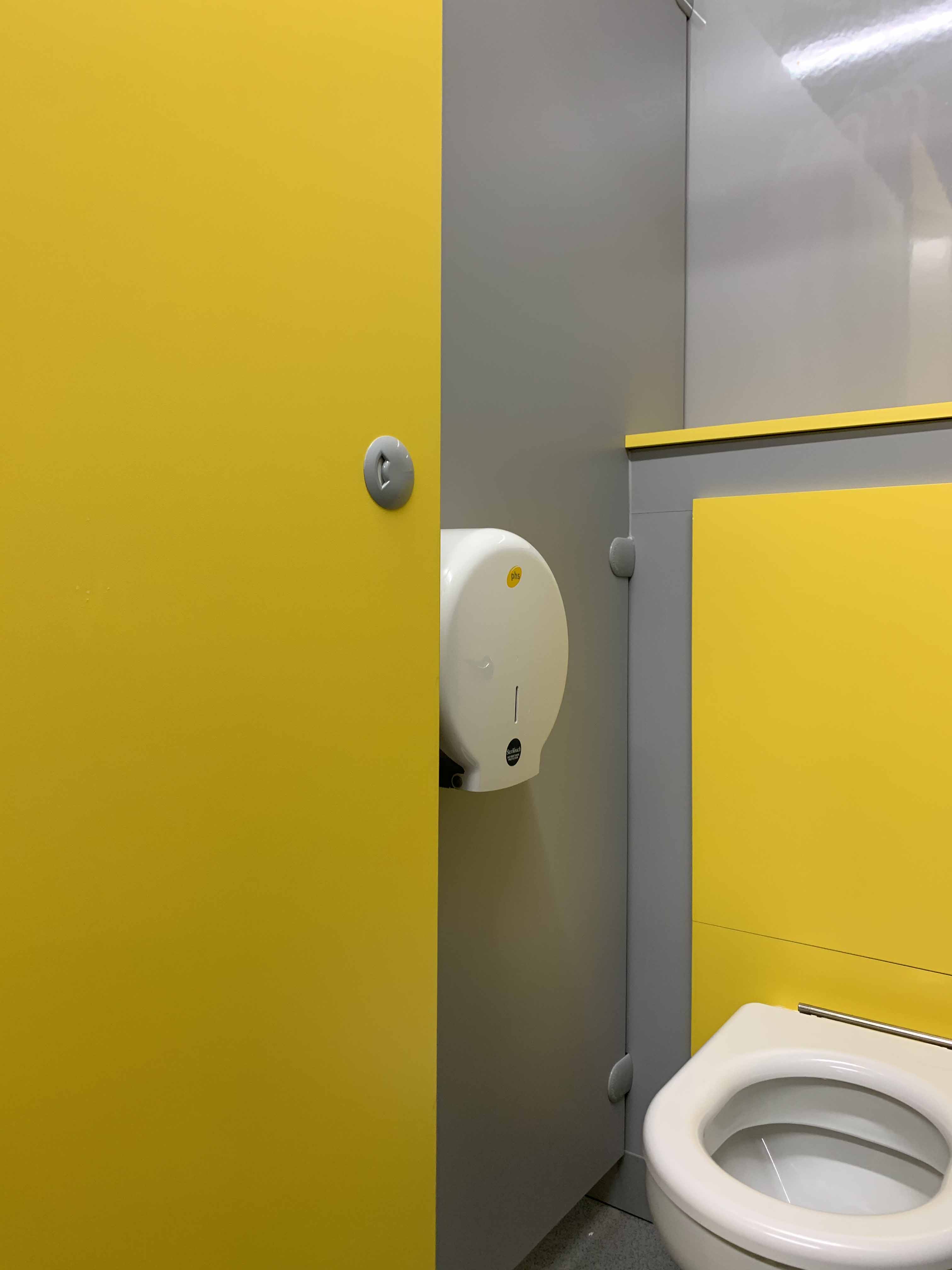 venesta-washrooms-toilet-cubicles-award-vepps-ips-panelling-wc-marian-vian-primary-school-girls2