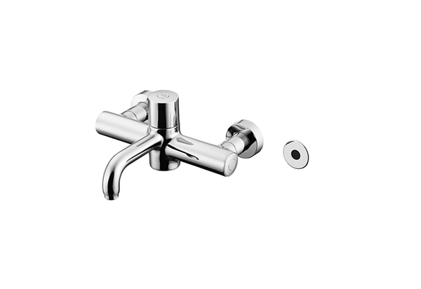 venesta-washrooms-ips-vepps-panelling-markwick21-wallmounted-thermo-mixer-timeflow-sensor-fixedspout-a6737aa