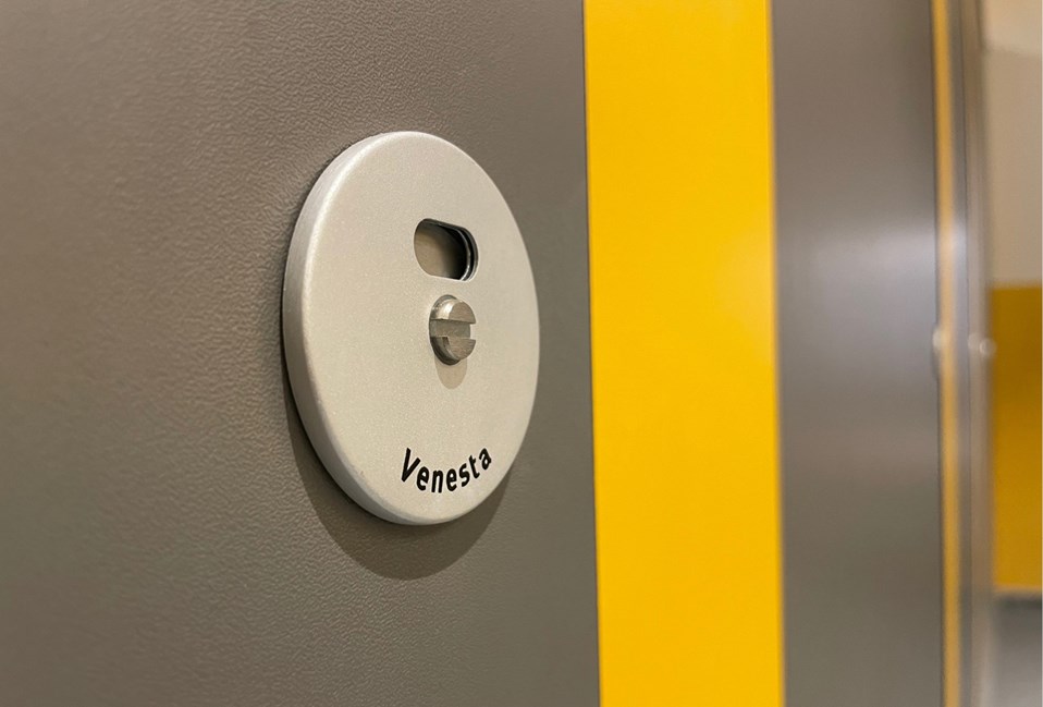 Venesta Washrooms Toilet Cubicles Ips Polka Theatre1