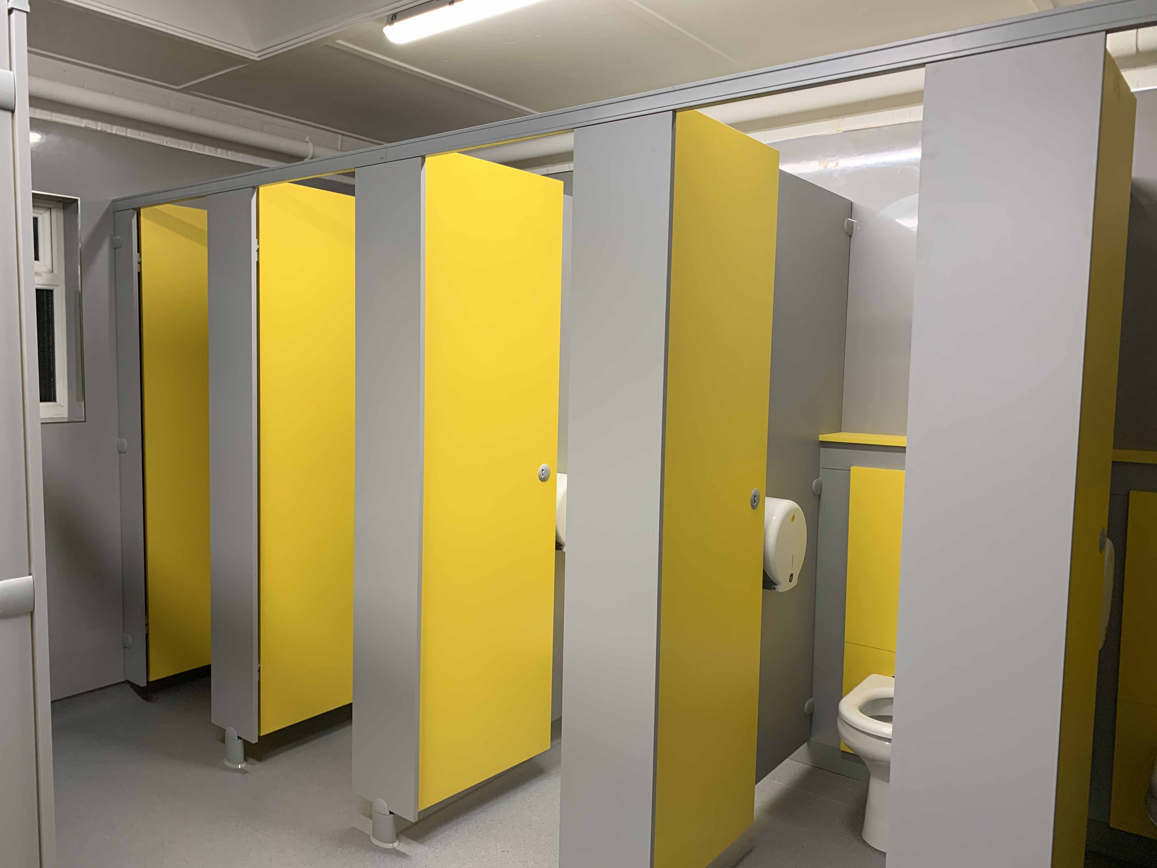 venesta-washrooms-toilet-cubicles-award-marian-vian-primary-school-girls1