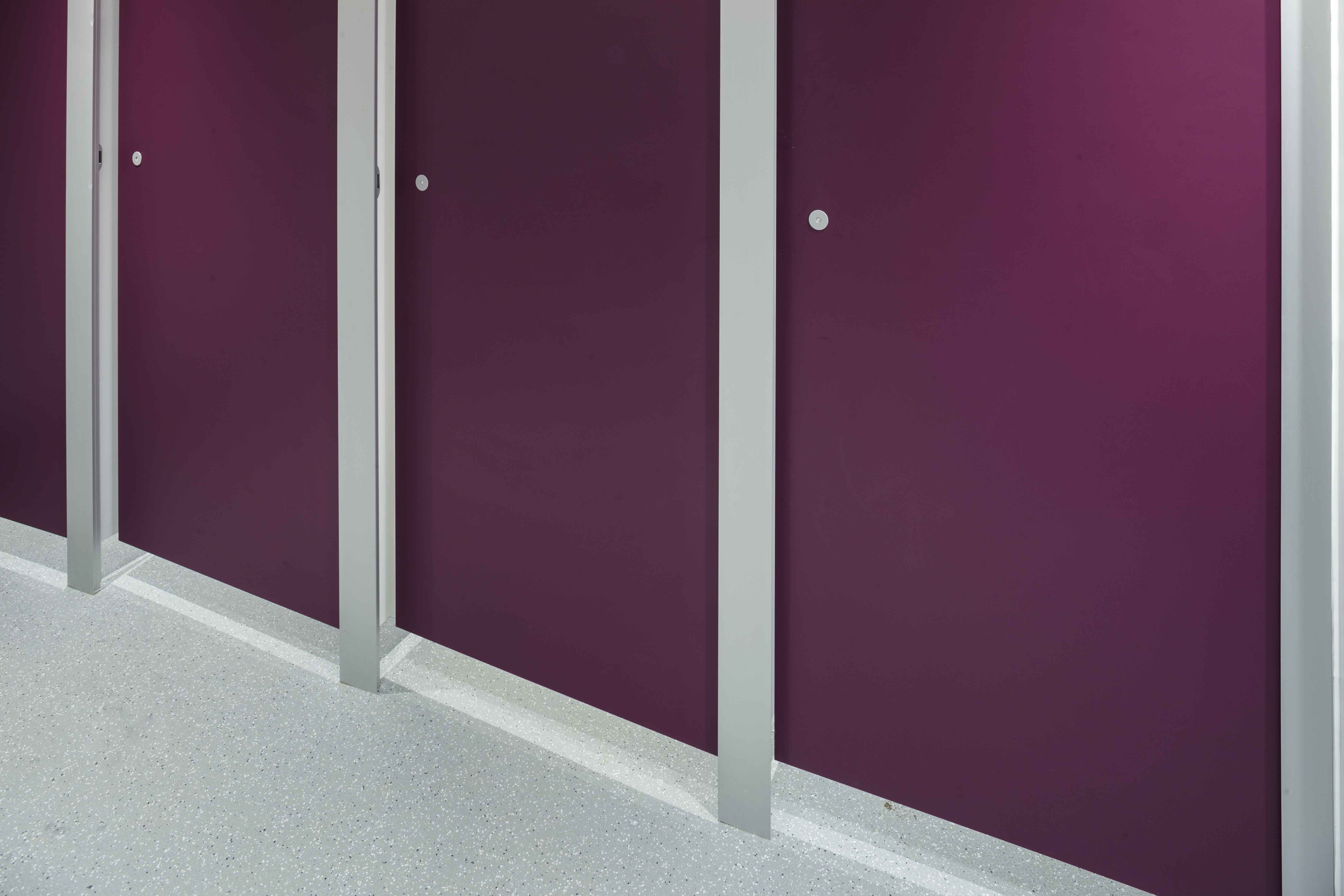 venesta-washrooms-toilet-shower-changing-cubicles-fusion-selby-high-school4