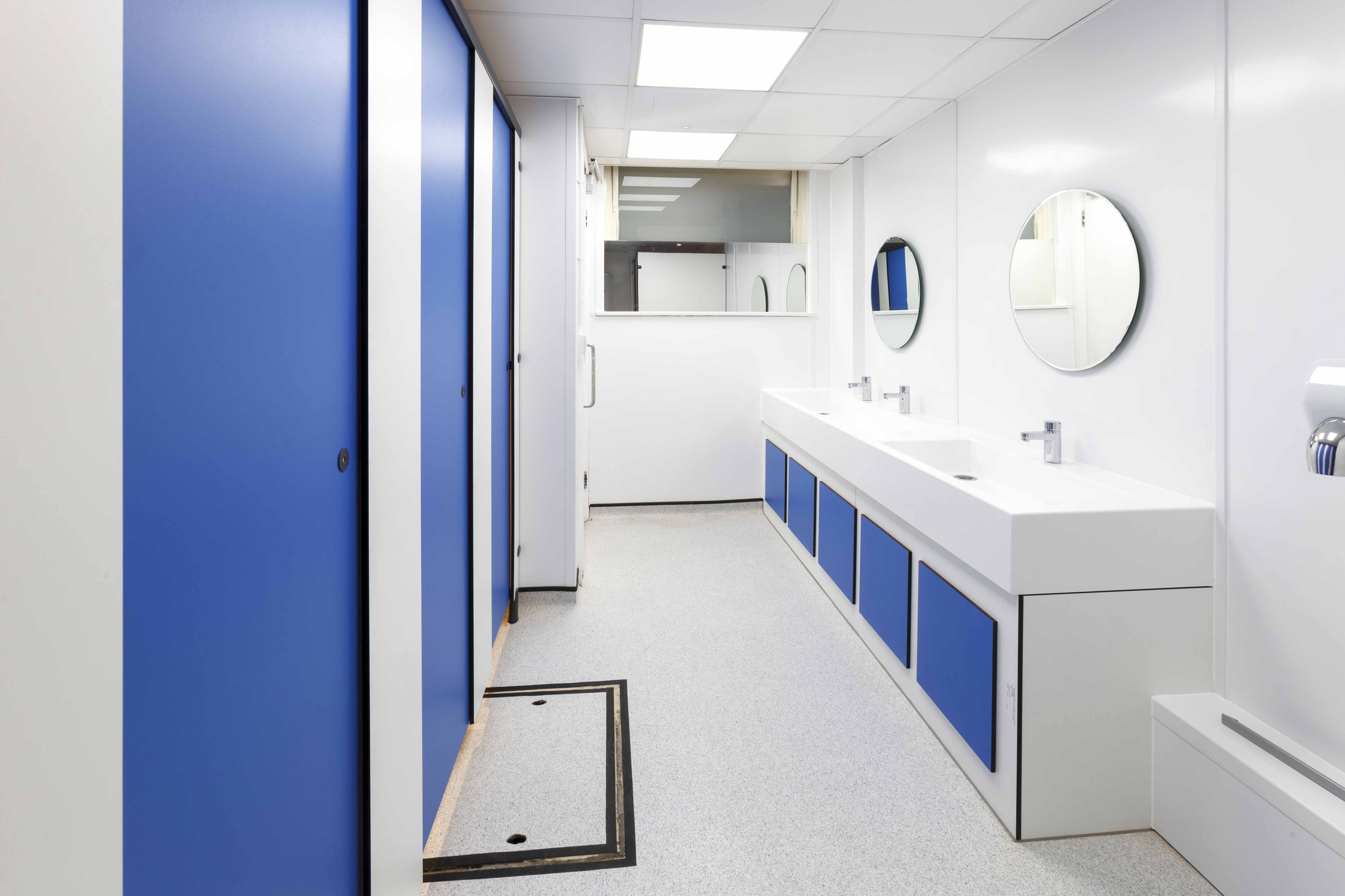venesta-washrooms-toilet-cubicles-award-solid-surface-washtrough-francis-holland-school2