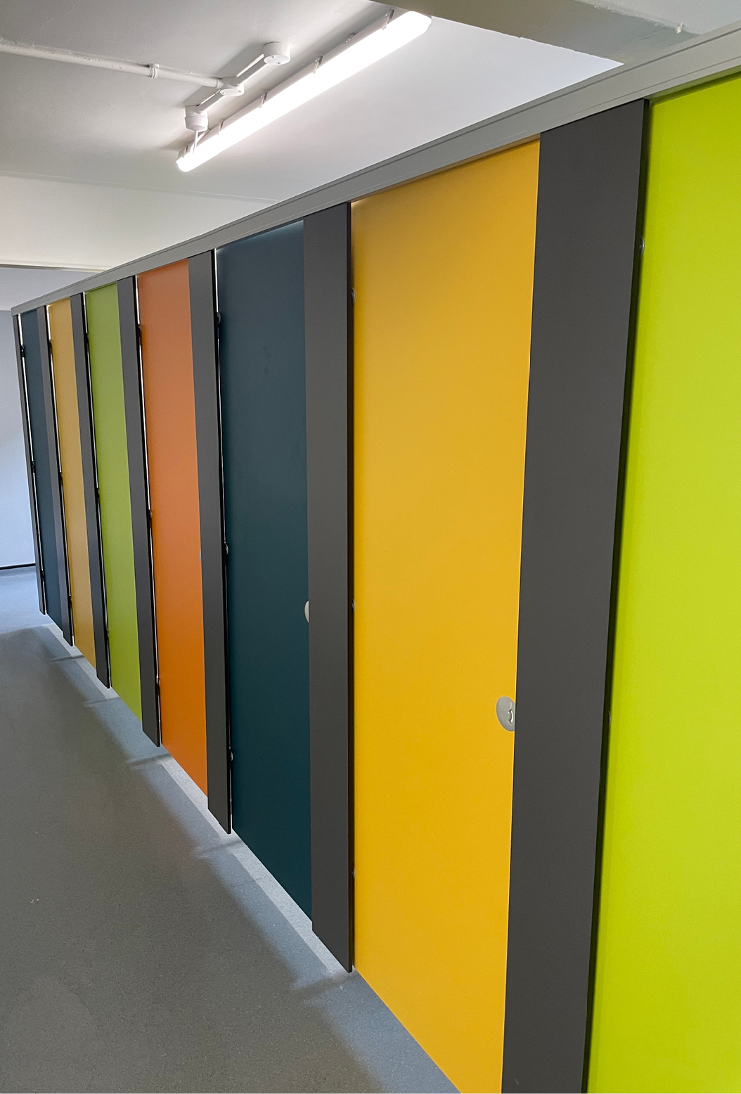 Venesta Washrooms Toilet Cubicles Ips Wimbledon Chase Primary School Girls10