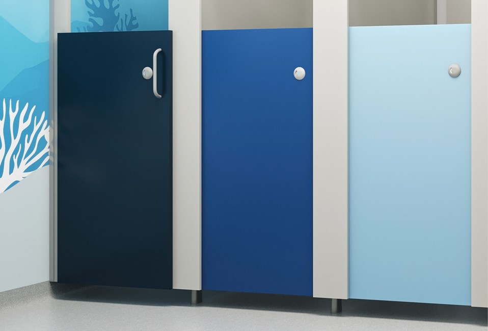 venesta-washrooms-childrens-toilet-cubicle-award-low-level-door-height3