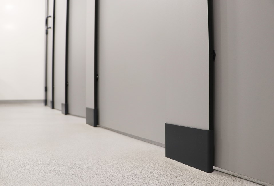 Venesta Washrooms Toilet Cubicles Titan Full Height Vepps Ips Vanity Unit8