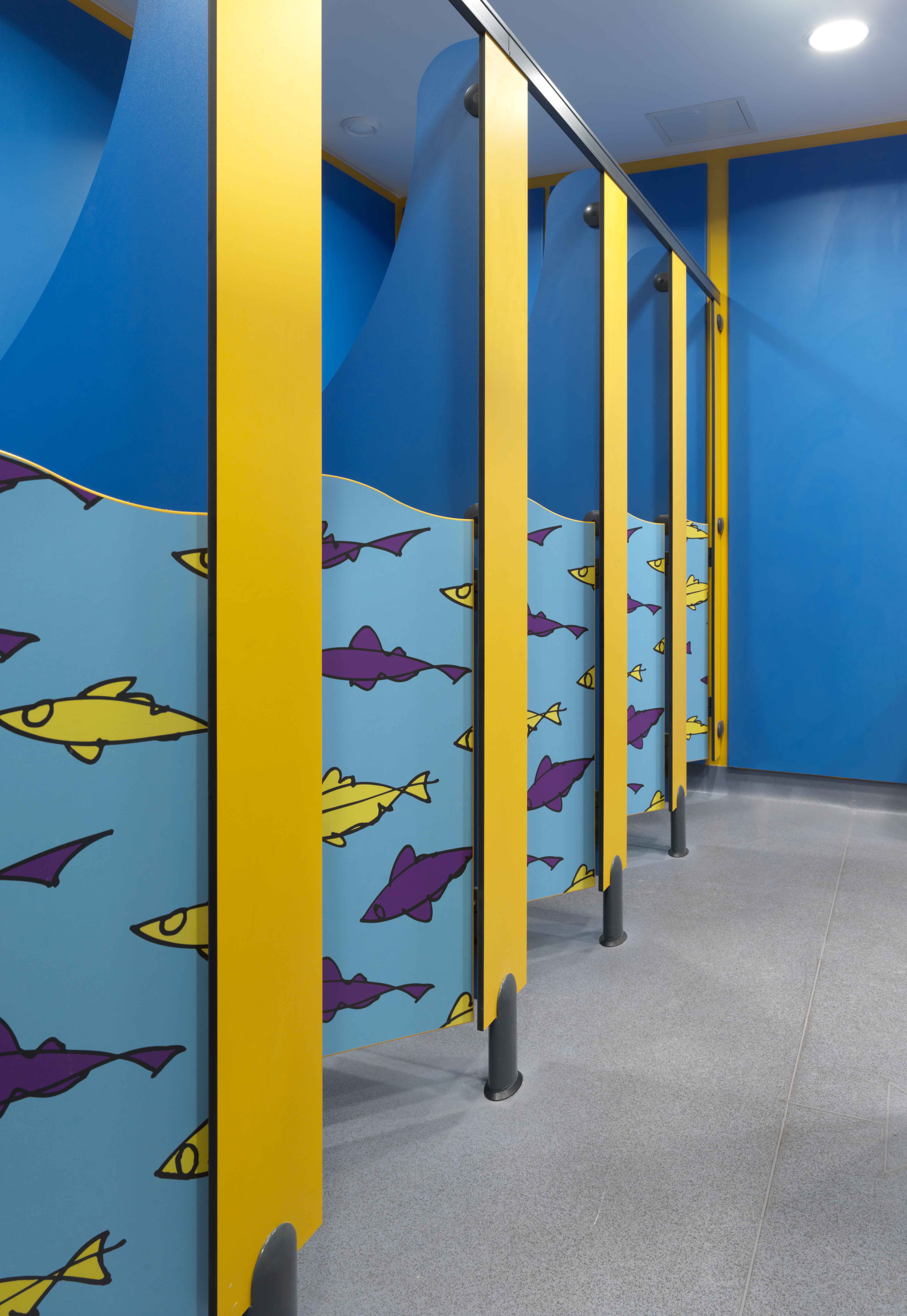 venesta-washrooms-toilet-cubicles-genesis-vepps-ips-preplumbed-panel-panelling-belleville-primary-school4