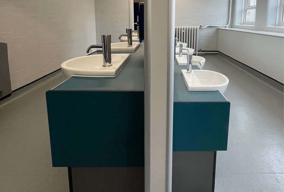 Venesta Washrooms Toilet Cubicles Ips Wimbledon Chase Primary School Girls9