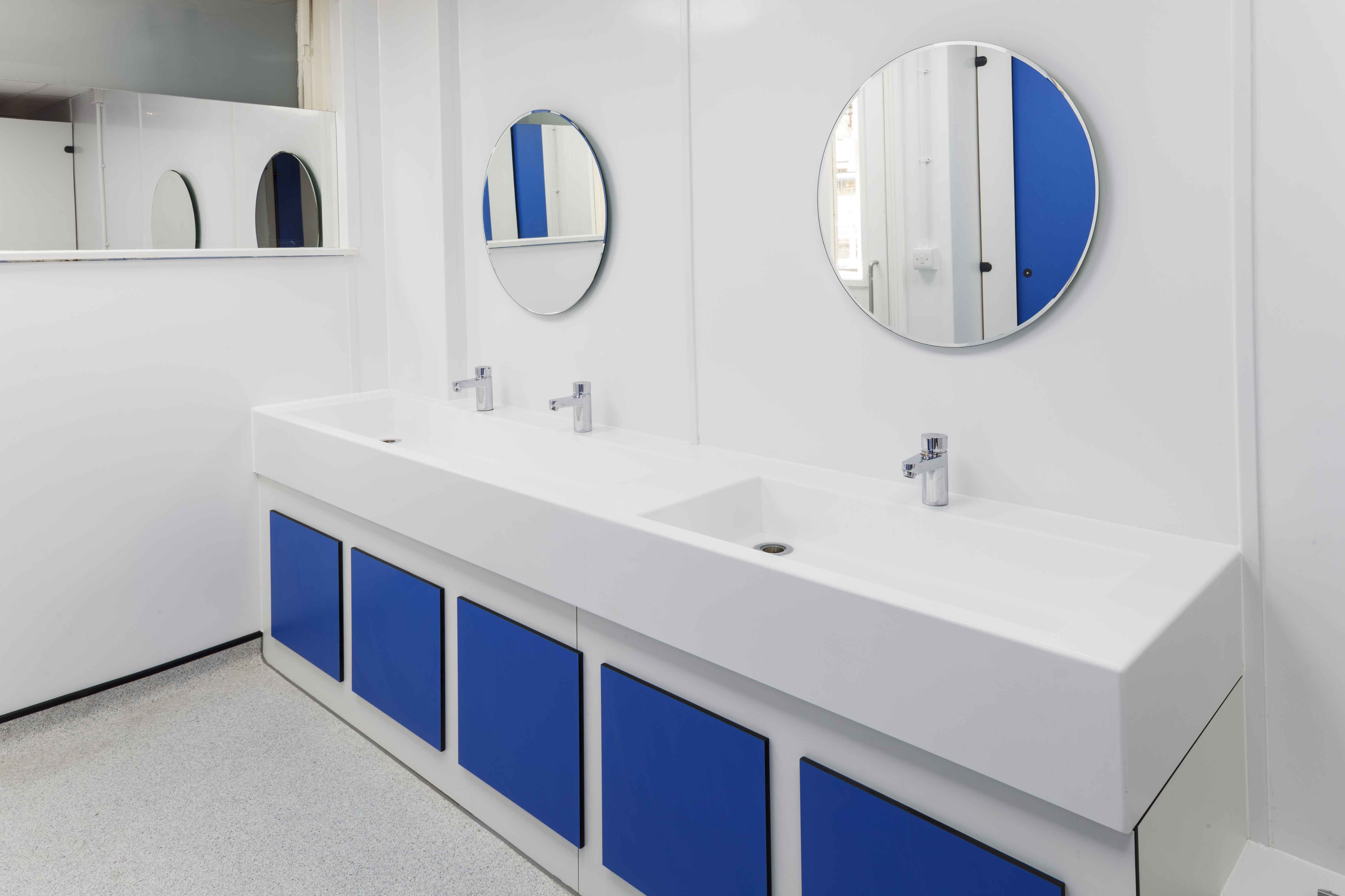venesta-washrooms-solid-surface-washtrough-sink-basin-taps-francis-holland-school1