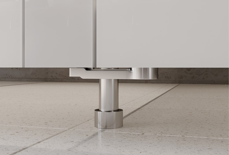 venesta-washrooms-premium-luxury-toilet-cubicle-sahara-glass-pivot-hinge-pedestal