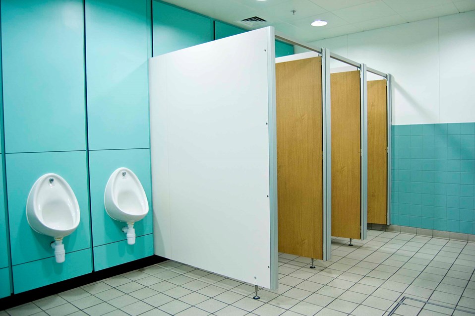 venesta-washrooms-toilet-cubicles-system-m-vepps-pre-plumbed-ips-panelling-urinals-wc-sainsburys-murrayfield