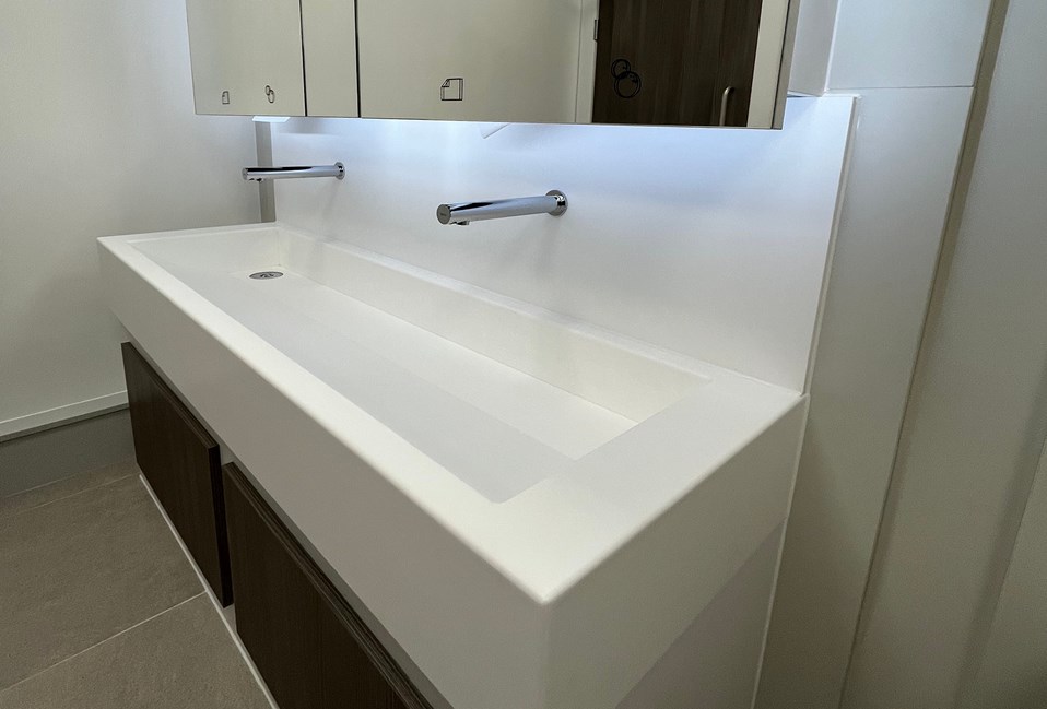 venesta-washrooms-case-study-factory-washroom-project (5)