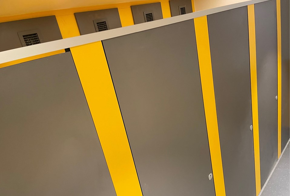 Venesta Washrooms Toilet Cubicles Ips Polka Theatre2