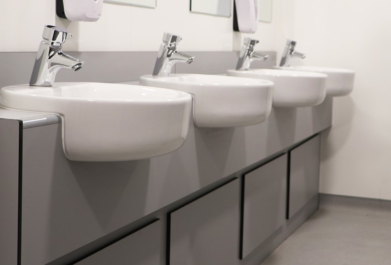 Venesta Washrooms Sgl Vanity Unit4